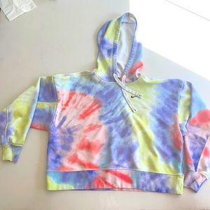 Like New Colorful Crop NIKE Hoodie